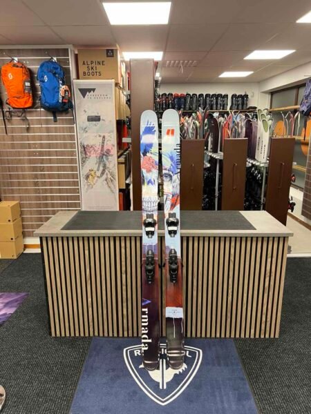 Armada ARV 116 JJ (192 cm) – Visningsskidor