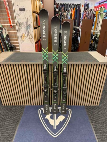 Blossom Ski N°1 RC 2024/2025 – Demoskidor