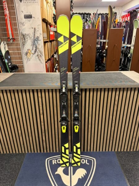 Fischer RC4 Speed XTR (160 cm) – Visningsexemplar